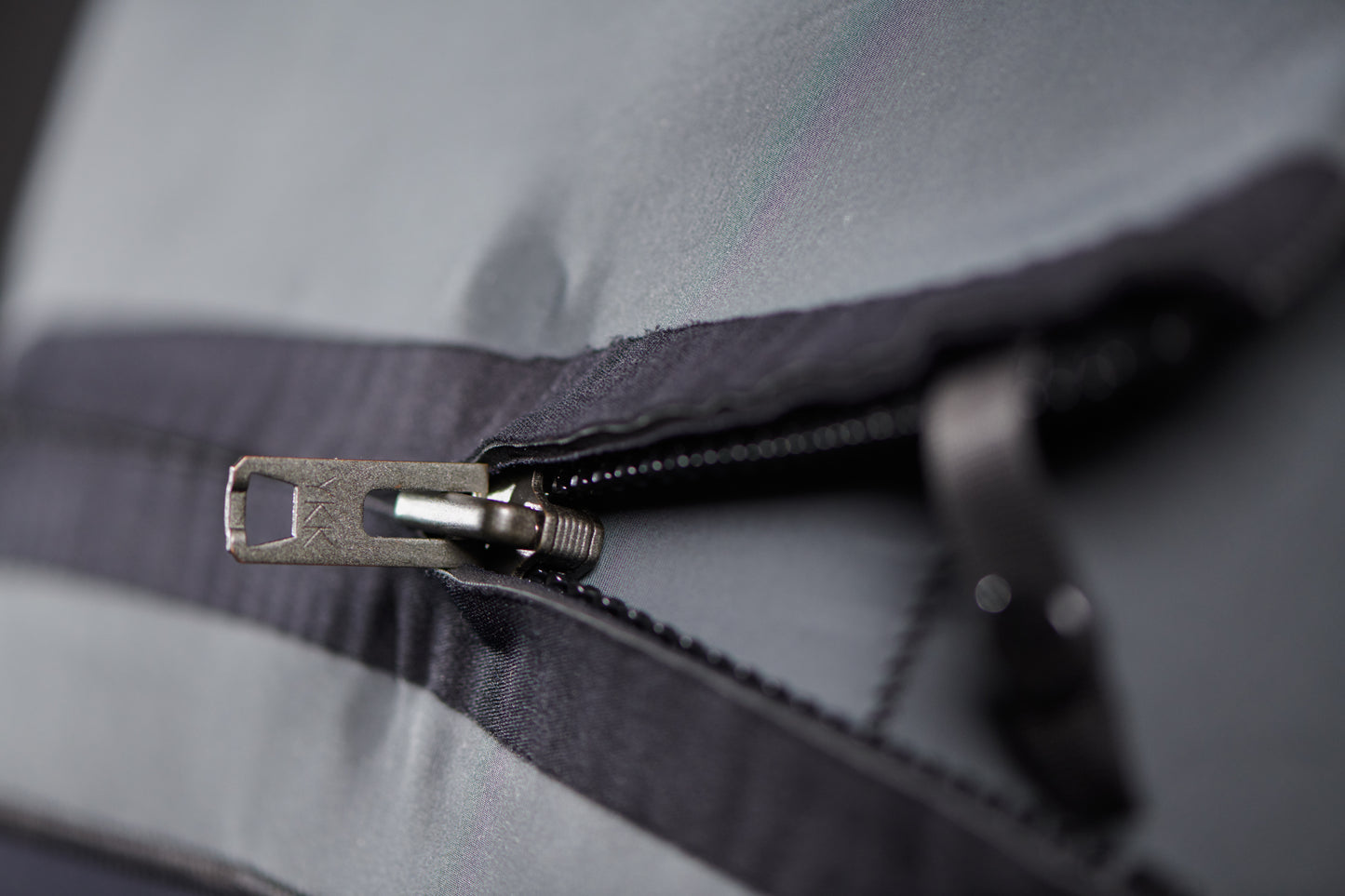 Colby + Yamamoto - 2mm Long Arm Spring Chest Zip
