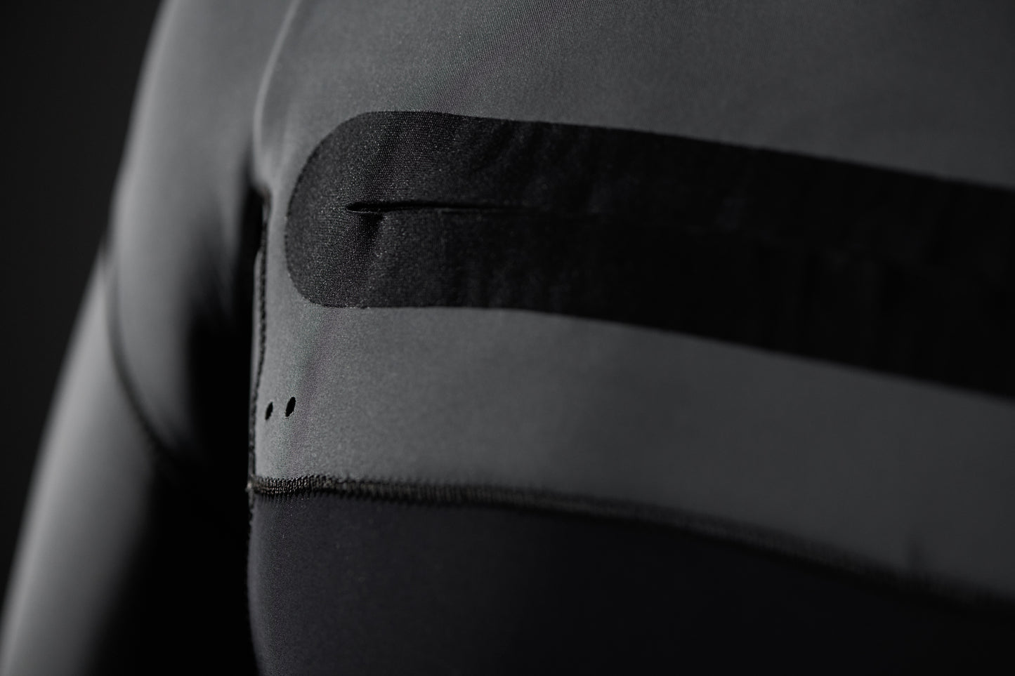 Colby + Yamamoto - 2mm Long Arm Spring Chest Zip