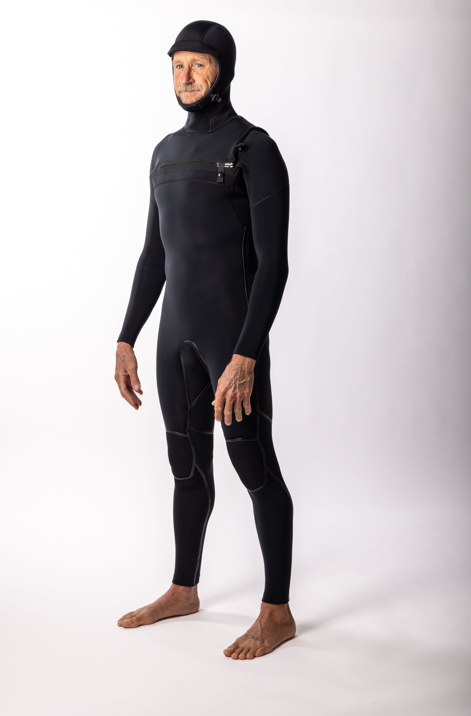 ヌーピ Colby + Yamamoto - 5/4mm Hooded Chest Zip Fullsuit - ALL BLACK
